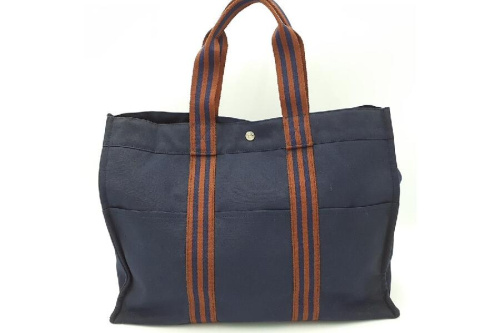 バッグのトートバッグ