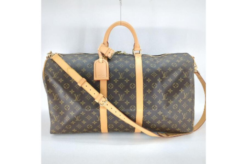 バッグのボストンバッグ