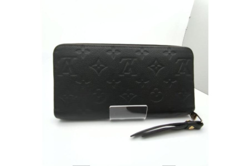 長財布のルイ・ ヴィトン(LOUIS VUITTON)