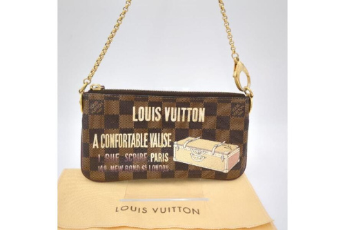 バッグのバッグ