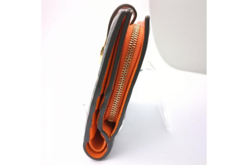 フェンディ（FENDI）のエフイズ