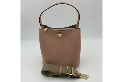 バッグのショルダーバッグ