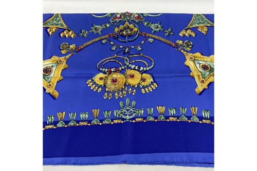 スカーフのエルメス（HERMES）