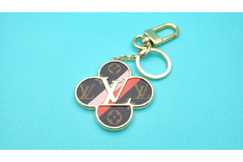 ファッションのLOUIS VUITTON（ルイヴィトン）