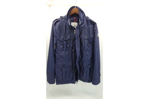 中古ブランド品のモンクレール