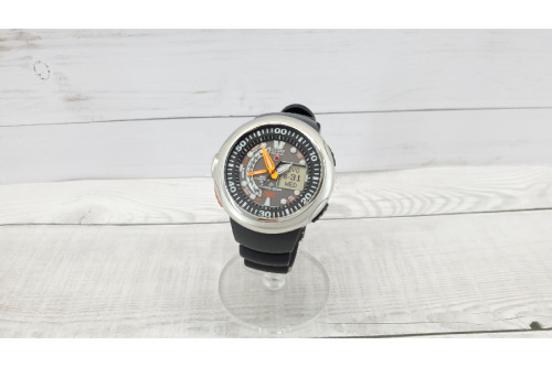 中古ブランド品の中古腕時計