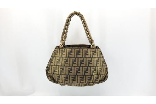 ハンドバッグのズッカ