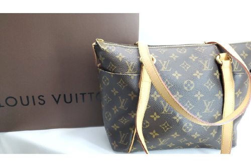ブランドバッグ・財布のLOUIS VUITTON（ルイヴィトン）