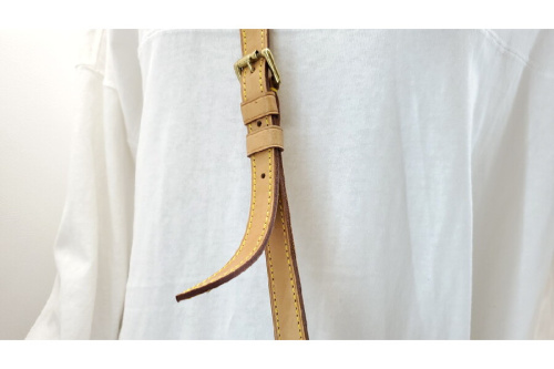 M51165のショルダーバッグ