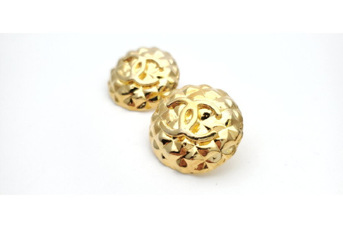 CHANEL（シャネル）のピアス