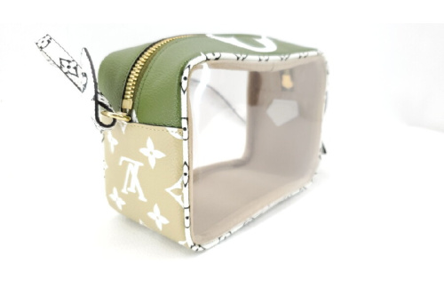 LOUIS VUITTON（ルイヴィトン）のビーチポーチ