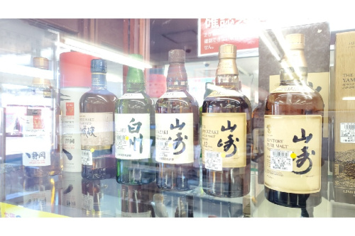 お酒の国産ウィスキー