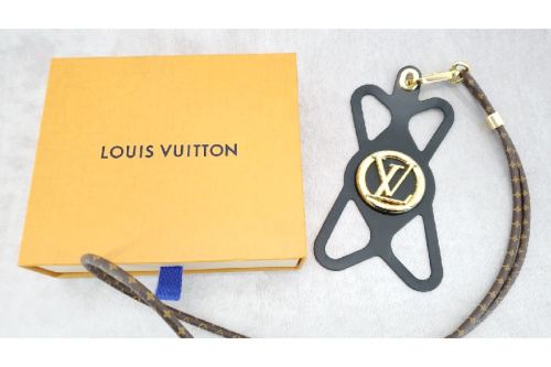 ファッションのLOUIS VUITTON（ルイヴィトン）