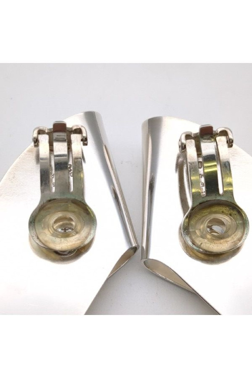 シルバーのアクセサリー
