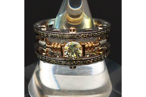 K18の金　プラチナ　宝石