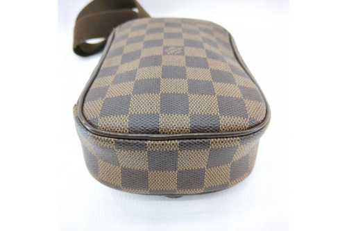 ルイ・ ヴィトン（LOUIS VUITTON）のポシェットガンジュ