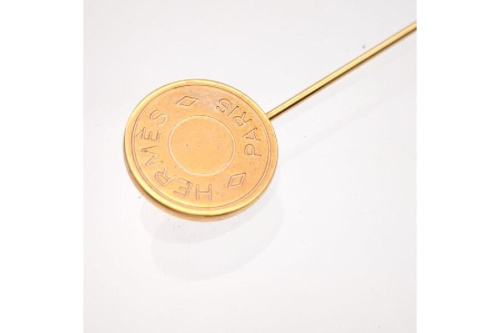 ブローチのエルメス(HERMES)