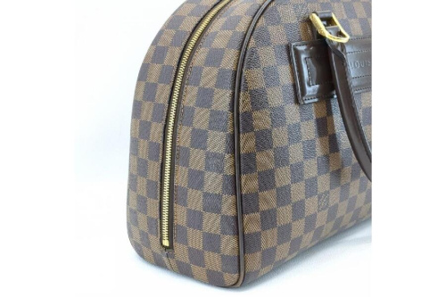 ルイ・ ヴィトン（LOUIS VUITTON）のハンドバッグ