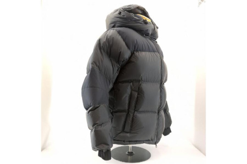 ウィンドストッパーヌプシフーディの防寒具