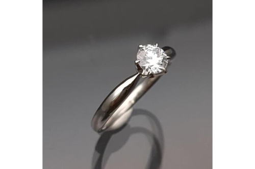 ダイヤモンドのロイヤルアッシャー(ROYAL ASSCHER)