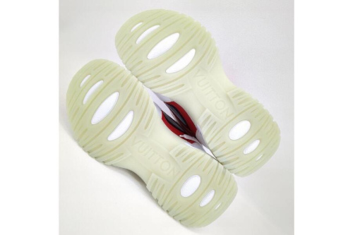 ブランドスニーカー