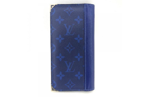 2つ折り財布のルイ・ ヴィトン（LOUIS VUITTON）