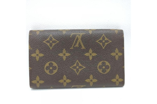 2つ折り財布のルイ・ ヴィトン（LOUIS VUITTON）