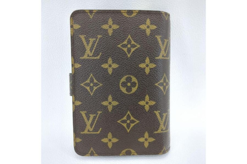 2つ折り財布のルイ・ ヴィトン（LOUIS VUITTON）