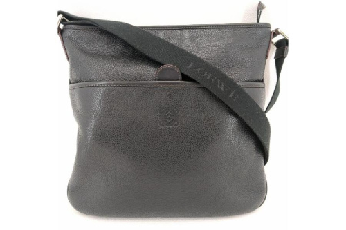 バッグのショルダーバッグ