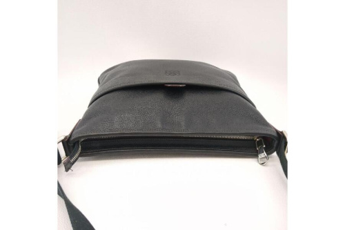 ロエベ（LOEWE）のアナグラム