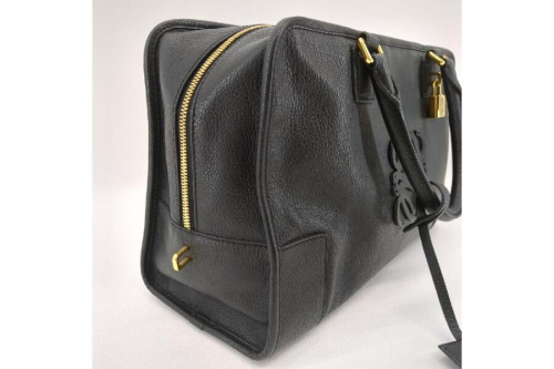 ロエベ（LOEWE）のアマソナ36