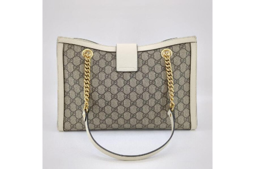 ショルダーバッグのグッチ（GUCCI）