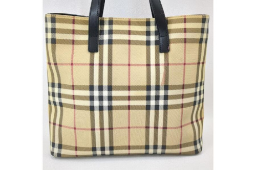 トートバッグのバーバリー（Burberry）