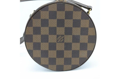 ルイ・ ヴィトン(LOUIS VUITTON)のパピヨン