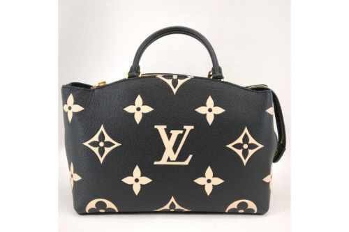 ショルダーバッグのルイ・ ヴィトン(LOUIS VUITTON)