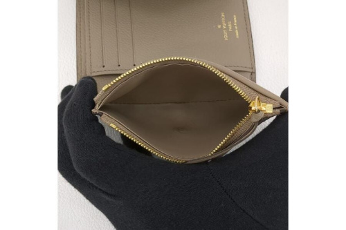 新入荷のモノグラム