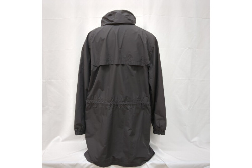 新入荷のマウンテンパーカー