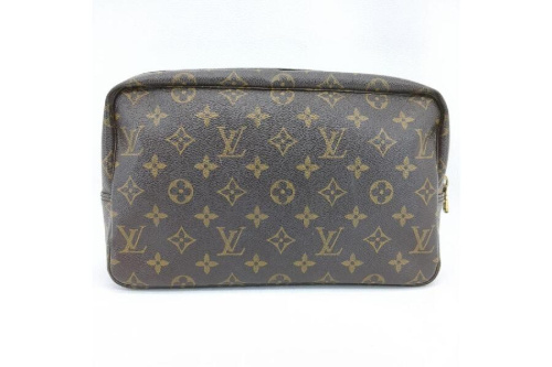 セカンドバッグのルイ・ ヴィトン（LOUIS VUITTON）