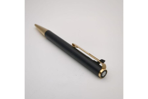 筆記具のモンブラン（MONTBLANC）