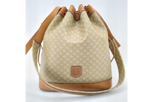 バッグのハンドバッグ