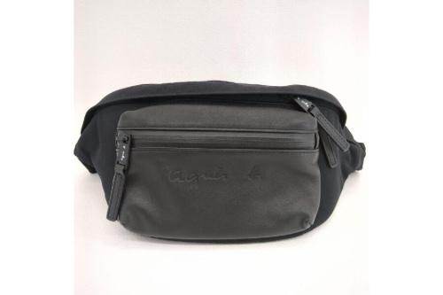 バッグのウエストポーチ