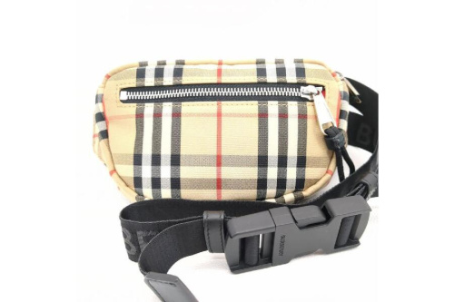 バッグのボディバッグ