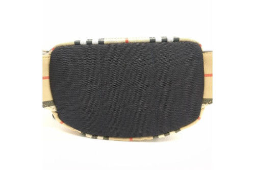 バーバリー(Burberry)の新入荷