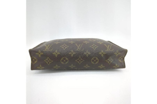 ポーチのポッシュトワレット