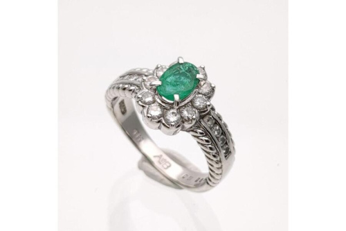 カラーストーンのメレダイヤ