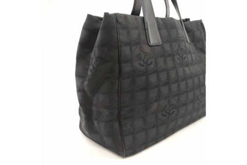 シャネル（CHANEL）のニュートラベルライン