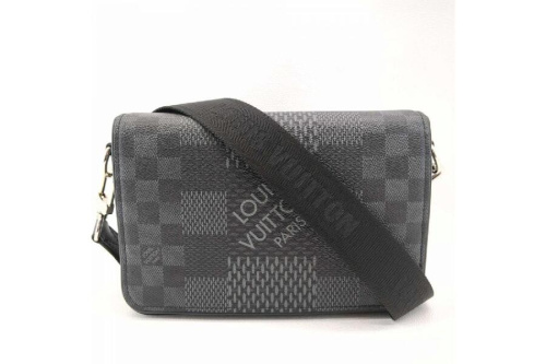 バッグのショルダーバッグ