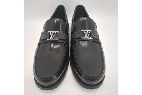 ローファーのルイ・ ヴィトン（LOUIS VUITTON）