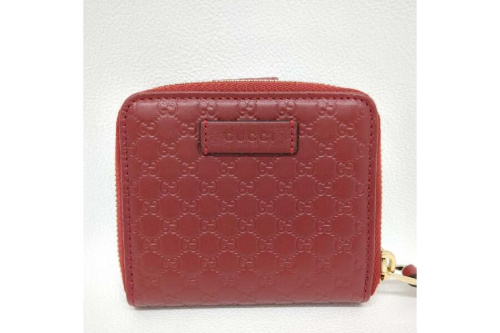 2つ折り財布のグッチ(GUCCI)