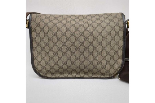 ショルダーバッグのグッチ(GUCCI)